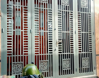 sửa chữa cửa sắt