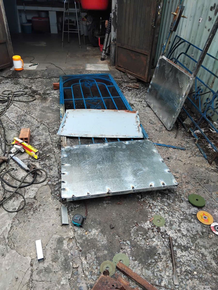 thay đố cửa sắt