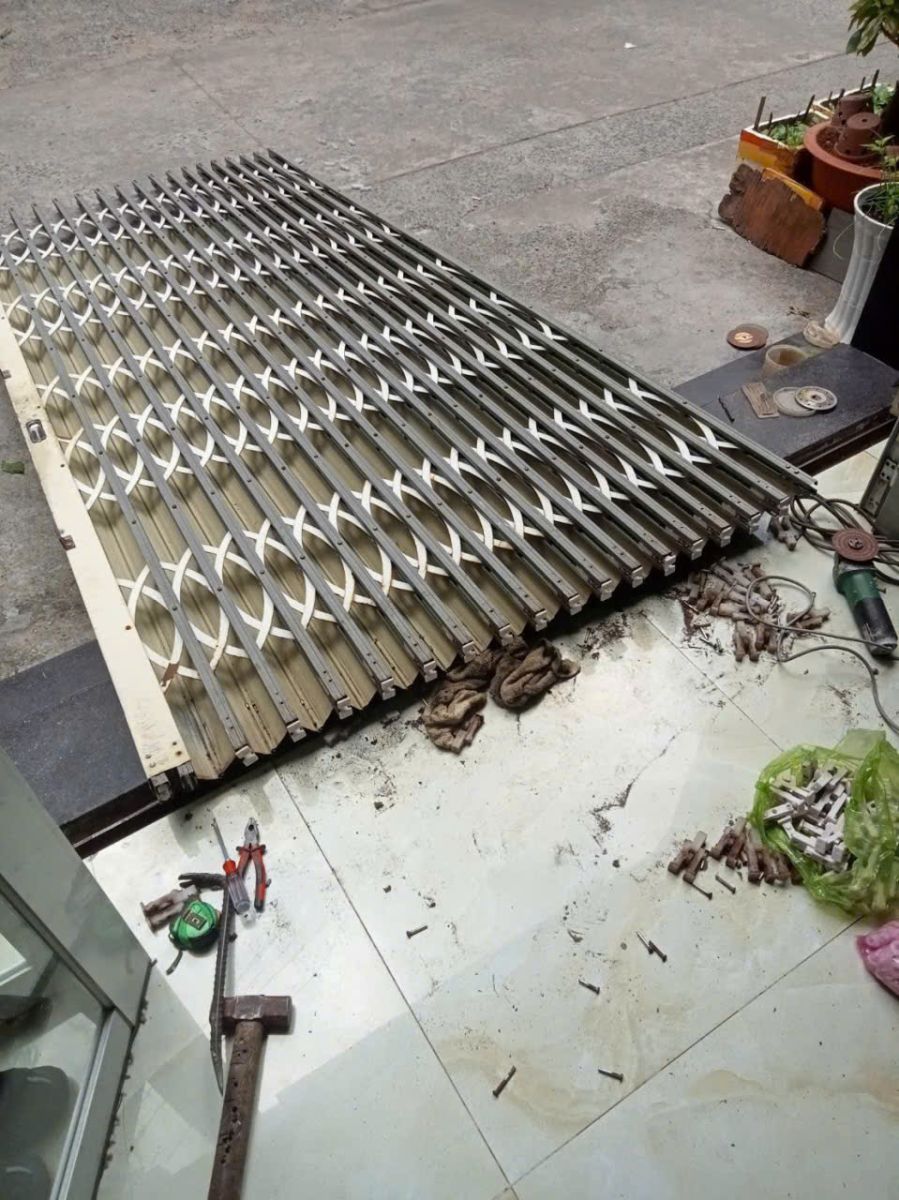 dịch vụ sửa cửa sắt