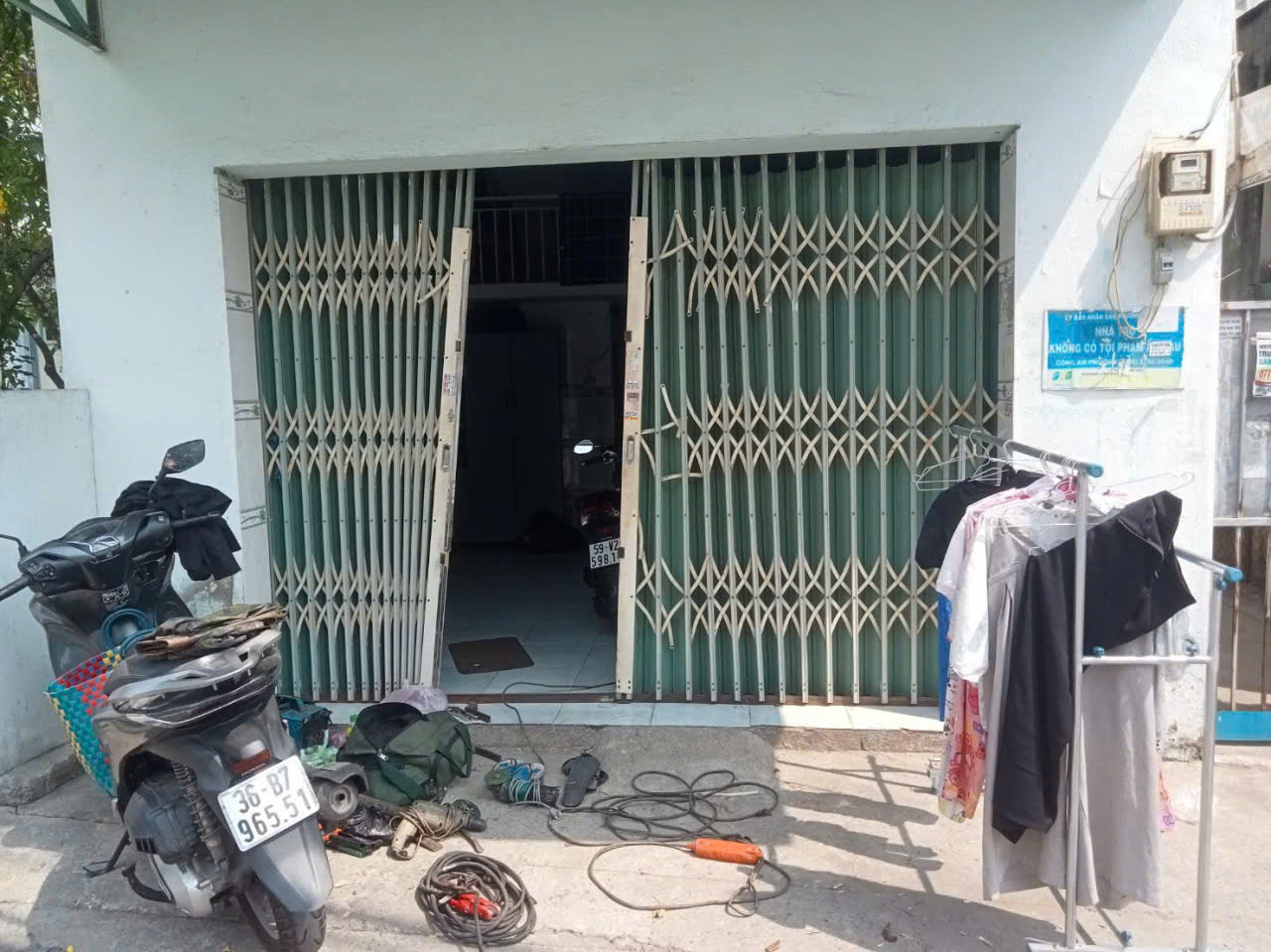 sửa cửa sắt kéo tại nhà