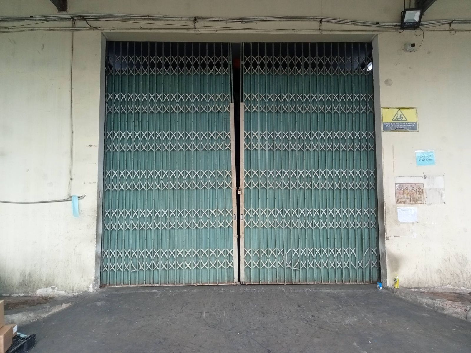 dịch vụ sửa cửa sắt hcm