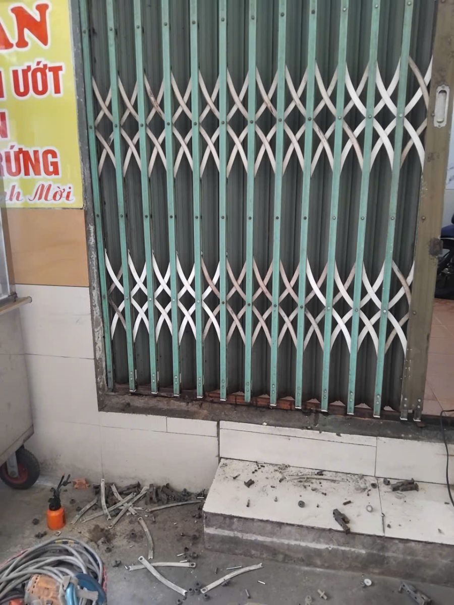 dịch vụ sửa cửa sắt