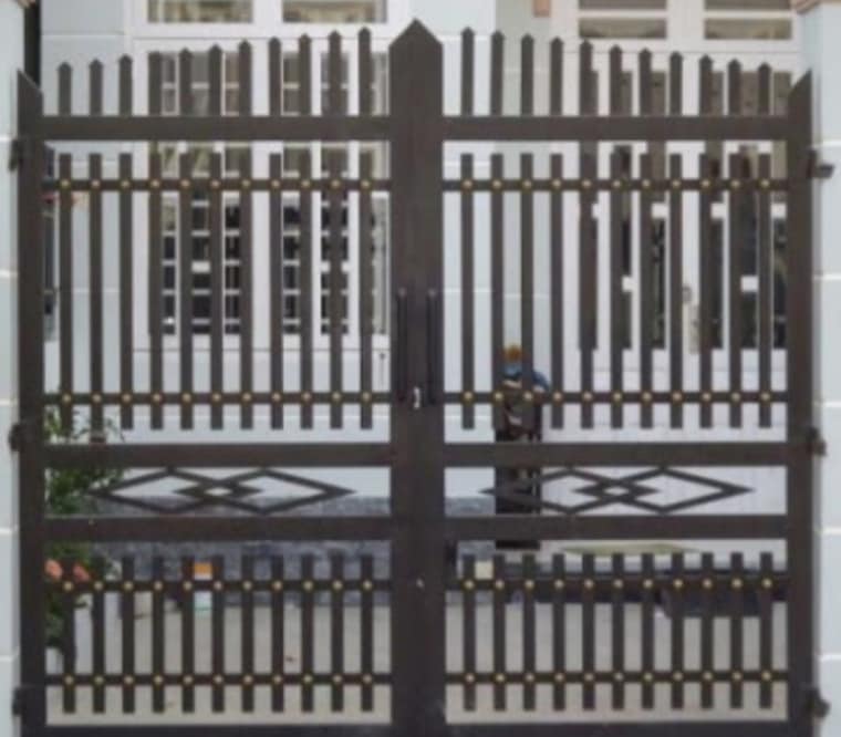 sửa cửa sắt tại nhà