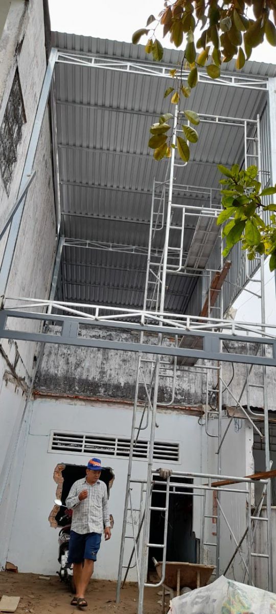 sửa cửa sắt