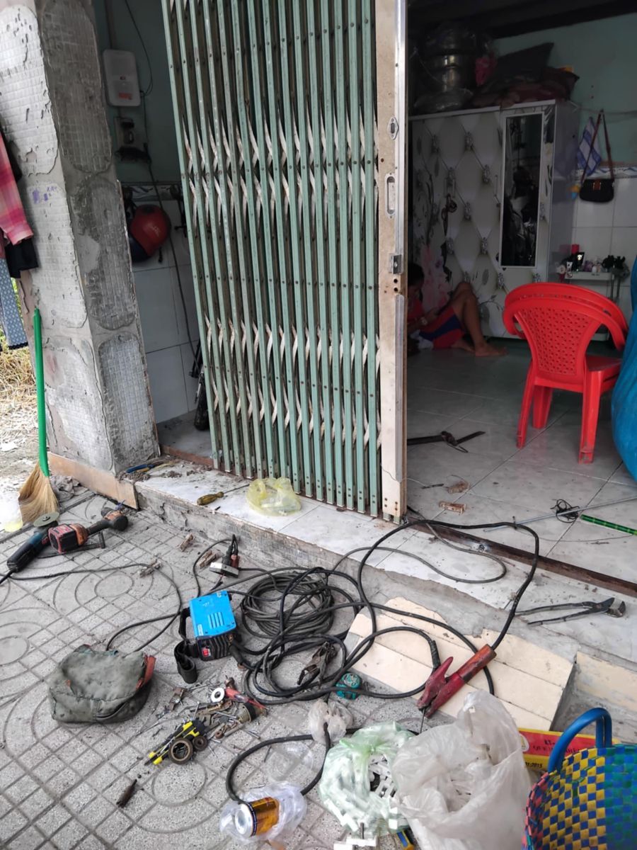 dịch vụ sửa cửa sắt