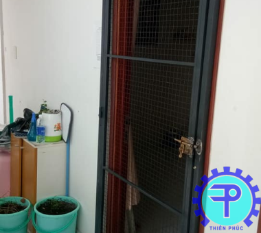 sửa cửa sắt