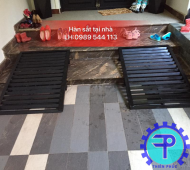 sửa cửa sắt tại nhà