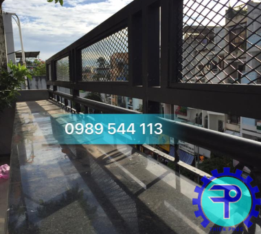 sửa cửa sắt