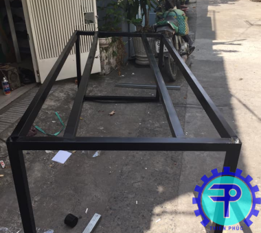 sửa cửa sắt tận nơi