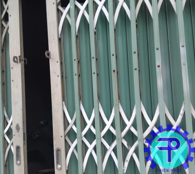 sửa cửa sắt tại nhà giá rẻ nhanh chóng hcm