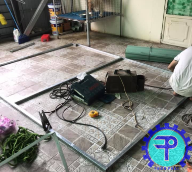 sửa cửa sắt tại nhà