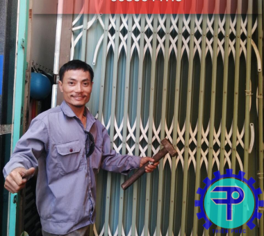 sửa cửa sắt