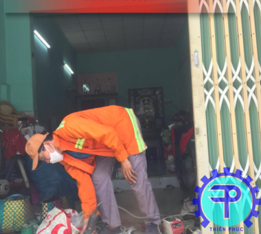 sửa cửa sắt